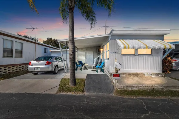12766 SEMINOLE BLVD 10