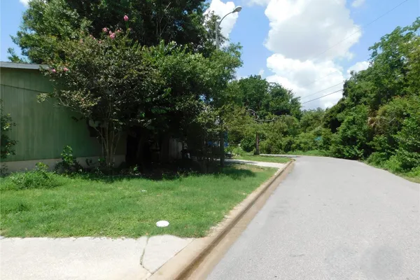 2634 SEA OATS CIR