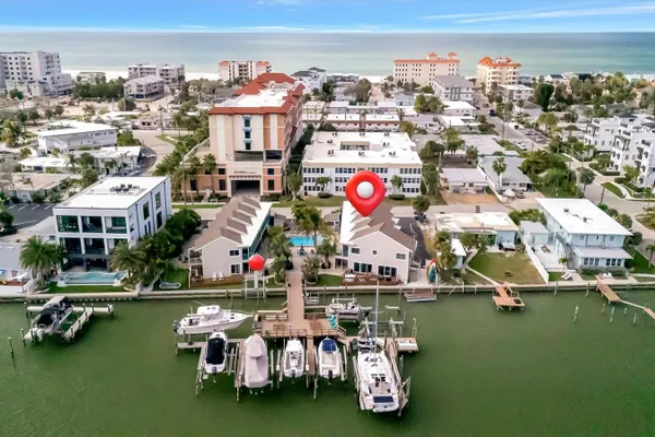 673 BAY ESPLANADE 204