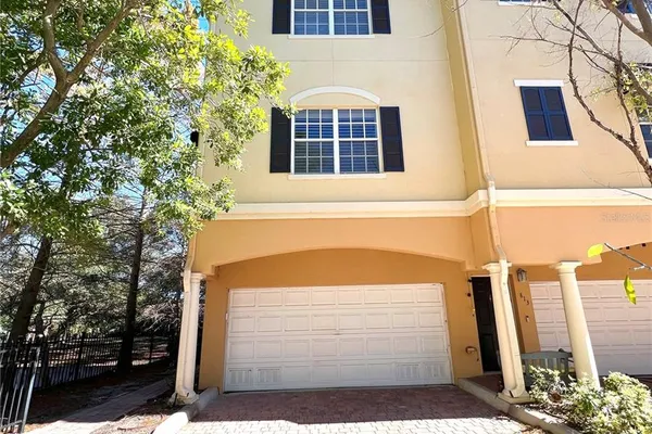 809 HARBOR OAK LN