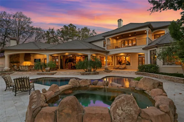 9902 MENANDER WOOD CT