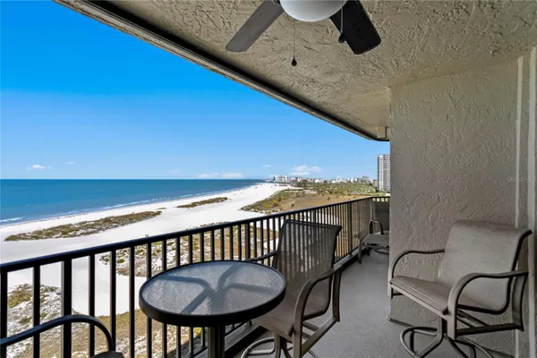 1290 GULF BLVD 1002