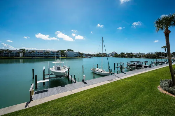 12334 CAPRI CIR