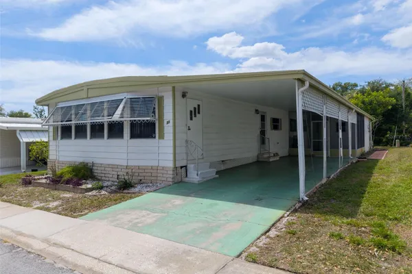 23 MOUNTAIN LAUREL DR