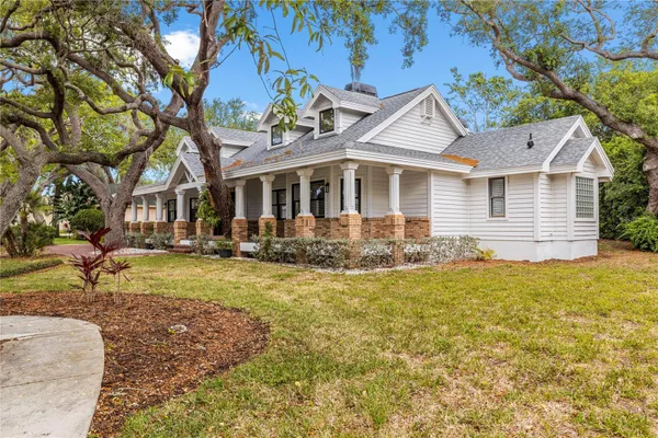 335 SANCTUARY DR