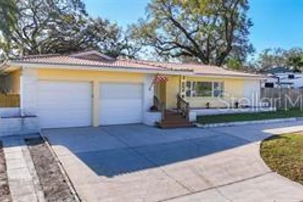 1201 KAPOK KOVE CIR