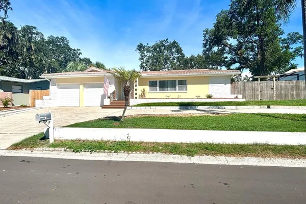 1201 KAPOK KOVE CIR