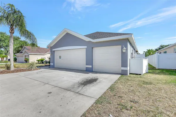 2863 DUNCAN TREE CIR