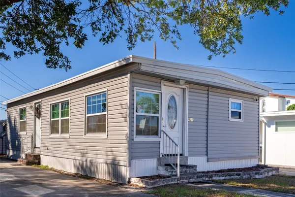 401 DENICE DR 401