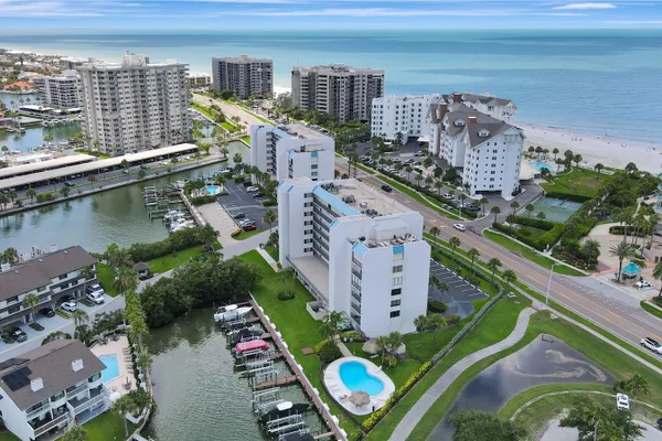 1581 GULF BLVD 302N