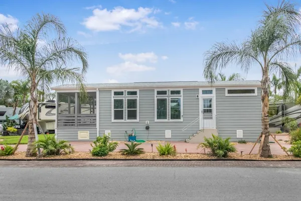 6820 AMANDA VISTA CIR