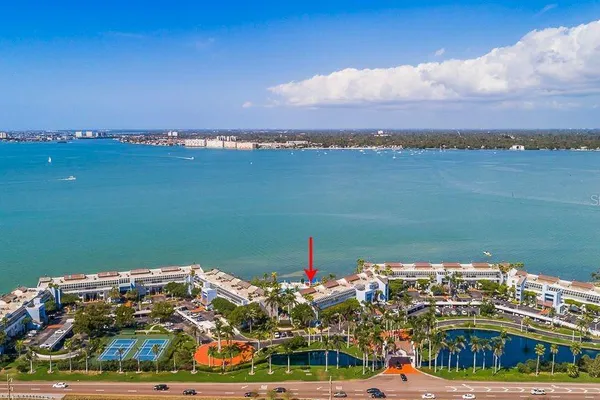 5155 ISLA KEY BLVD 304