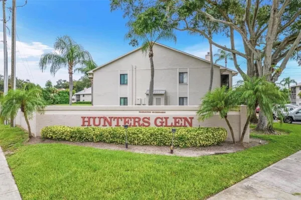 2067 HUNTERS GLEN DR 312