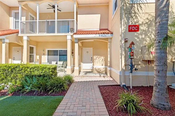 21041 SUNPOINT WAY 201