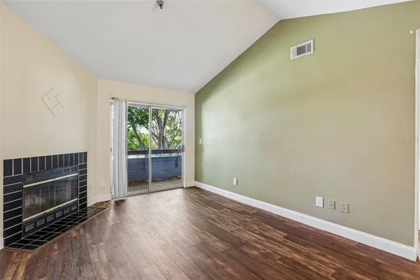 10263 GANDY BLVD 406