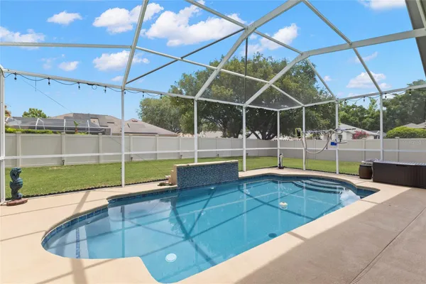 4038 LITHIA RIDGE BLVD