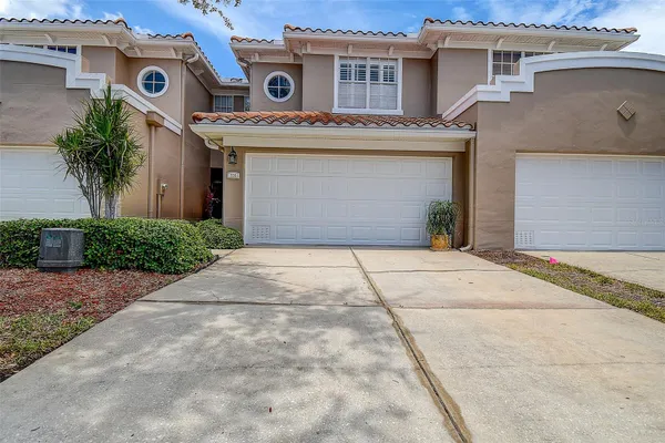 256 VALENCIA CIR
