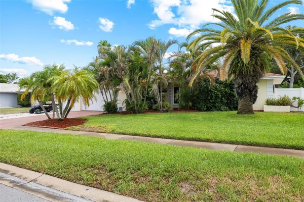 1070 MCCARTY ST