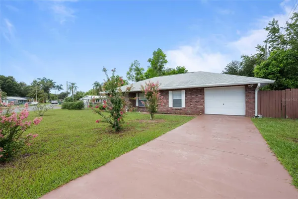 5435 TANGERINE DR