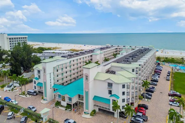 12000 GULF BLVD 304S