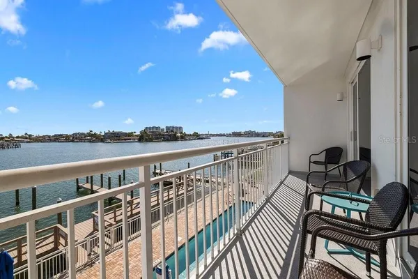 10091 GULF BLVD 202E