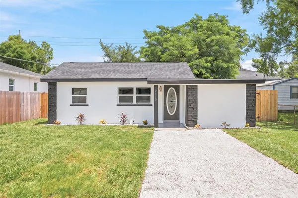 2110 E NEDRO RD