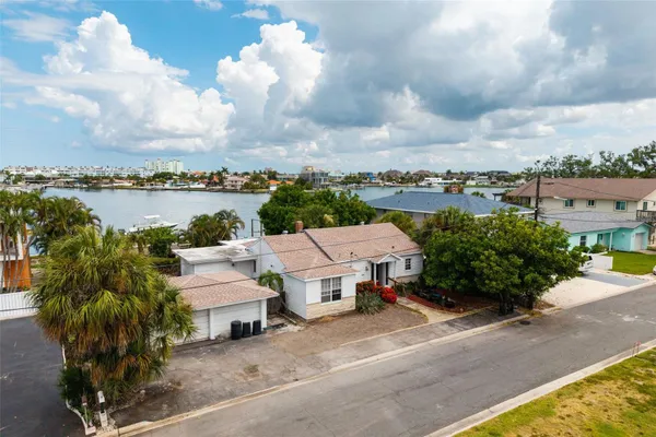 216 PUNTA VISTA DR