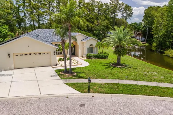 8153 BAYTREE DR