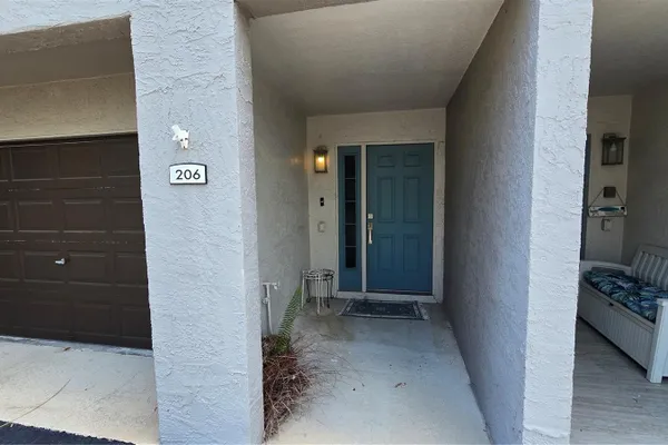 521 PINELLAS BAYWAY 206
