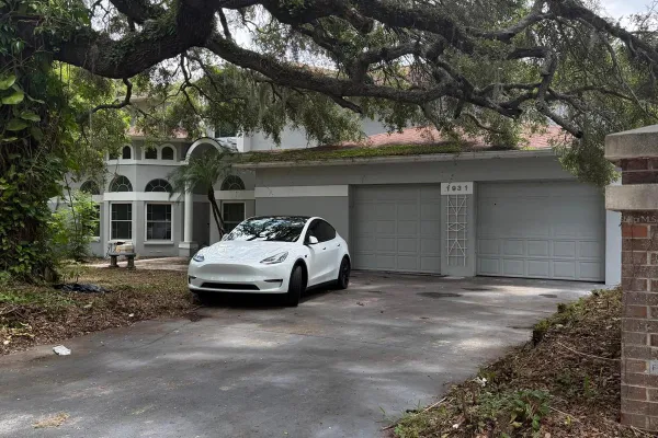 1931 OAK RIDGE CT