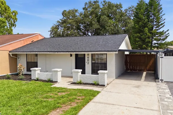 8602 BRIAR GROVE CIR