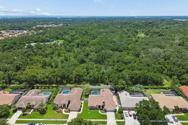 2937 HILLCREEK CIR