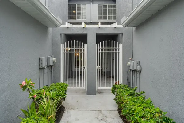 18105 NASSAU POINT DR