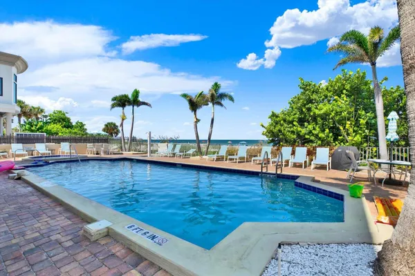 1802 GULF BLVD 8