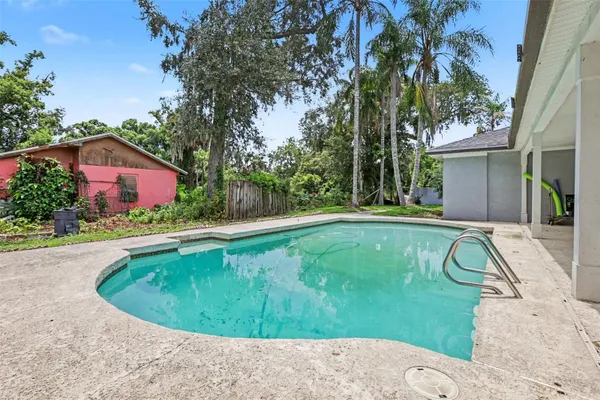 1307 BRANTWOOD DR