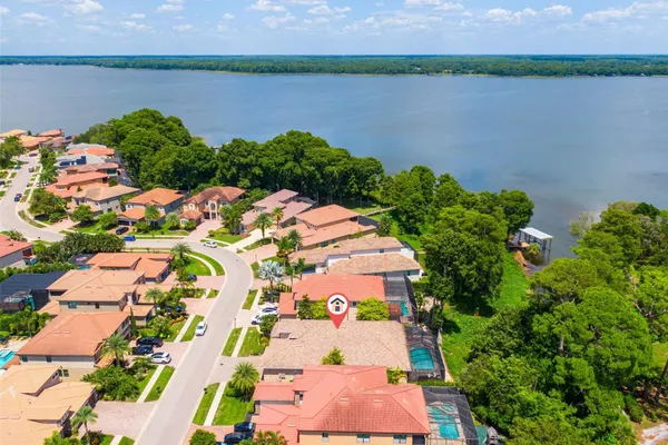 2622 GRAND LAKESIDE DR
