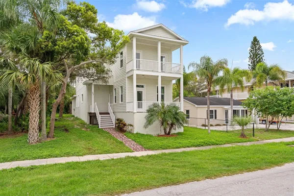 385 GEORGIA AVE