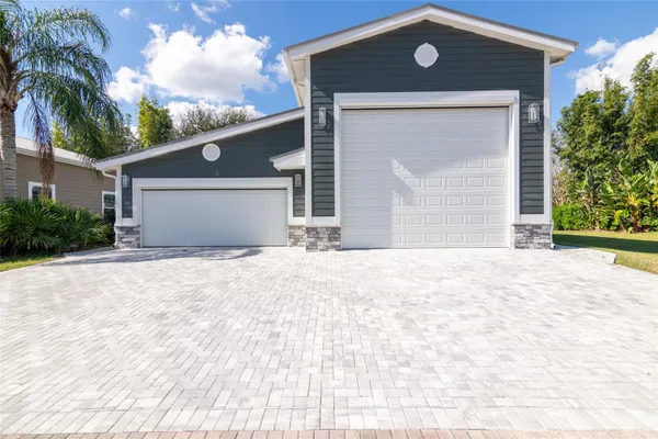 6757 AMANDA VISTA CIR