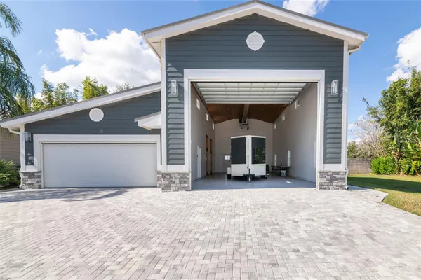 6757 AMANDA VISTA CIR