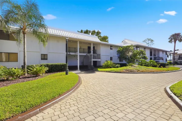 4770 FOX HUNT DR A511/A513