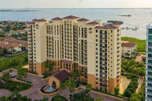 5823 BOWEN DANIEL DR 1501