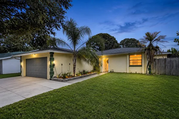 6250 CEDARBROOK DR