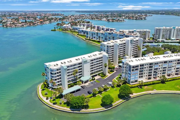 7922 SAILBOAT KEY BLVD 206