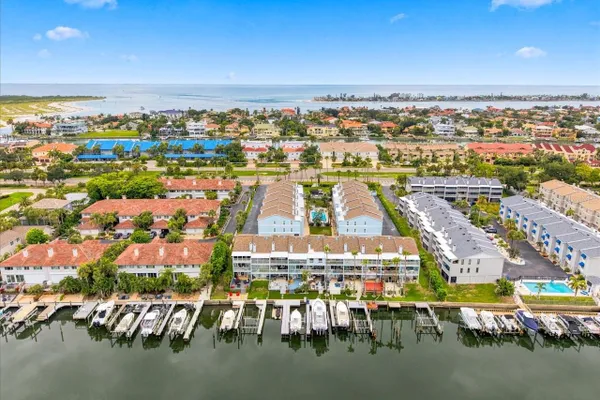 751 PINELLAS BAYWAY 19