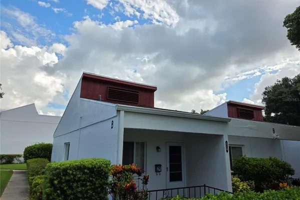 2060 MARILYN ST 118