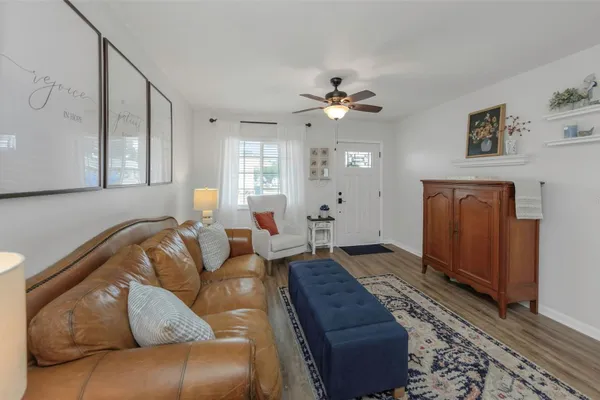 9919 TULIP ST