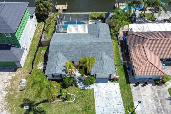 9826 ISLAND HARBOR DR