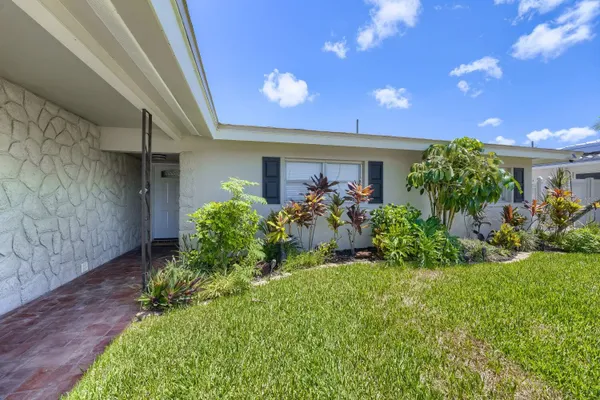 13931 DOMINICA DR