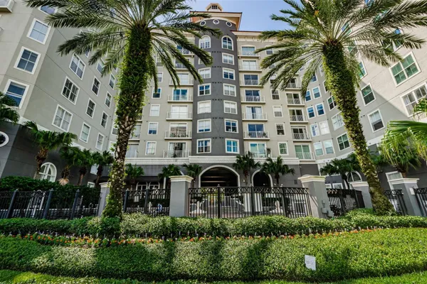 700 S HARBOUR ISLAND BLVD 404