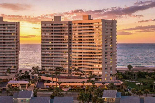 1310 GULF BLVD 4D